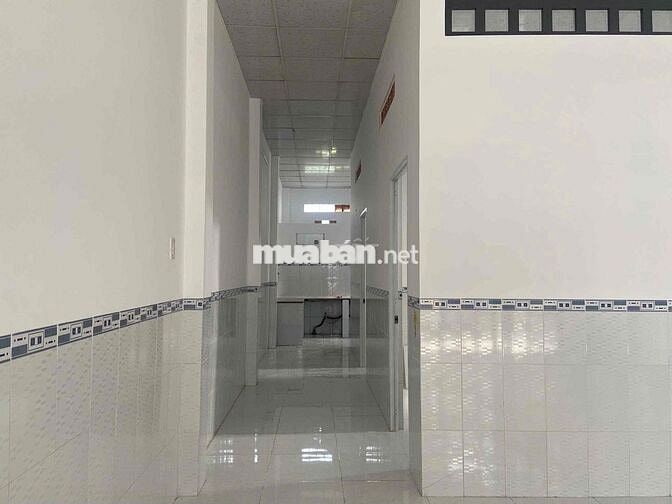 Cho thuê nhà trệt rộng 100m2 trục chính hẻm Nguyễn Văn Lịn