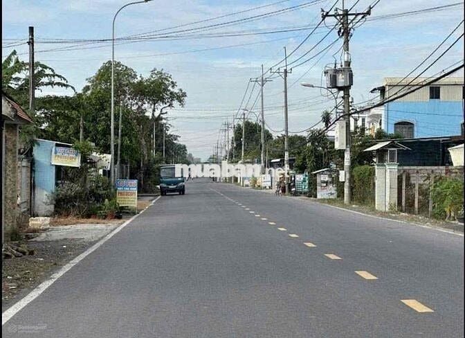 Kẹt tiền chú mình cần bán gấp miếng đất