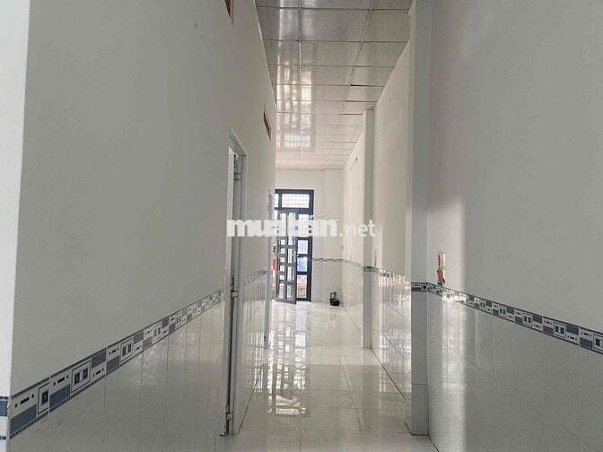 Cho thuê nhà trệt rộng 100m2 trục chính hẻm Nguyễn Văn Lịn