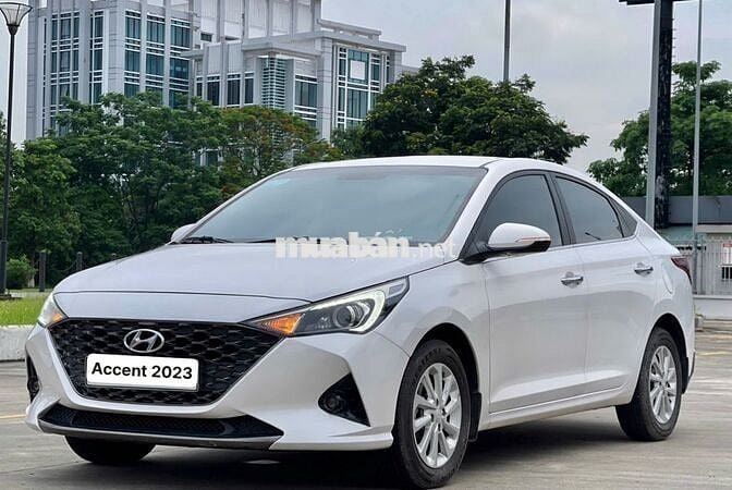 Hyundai Accent 2023 1.4 AT - 43000 km