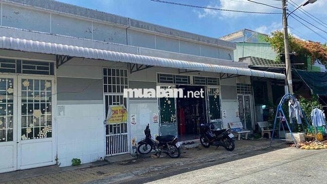 đất thổ cư 124m2 Đường quoclo1A hẻm xe Contenner