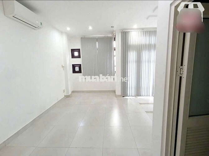 Nhà mặt tiền Lam sơn, p2, dt. 4x20m 1 trệt 3 lầu st. 5pn