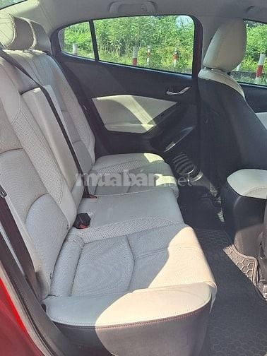 Gia đình cần bán xe mazda3- 2019. 1.5premium