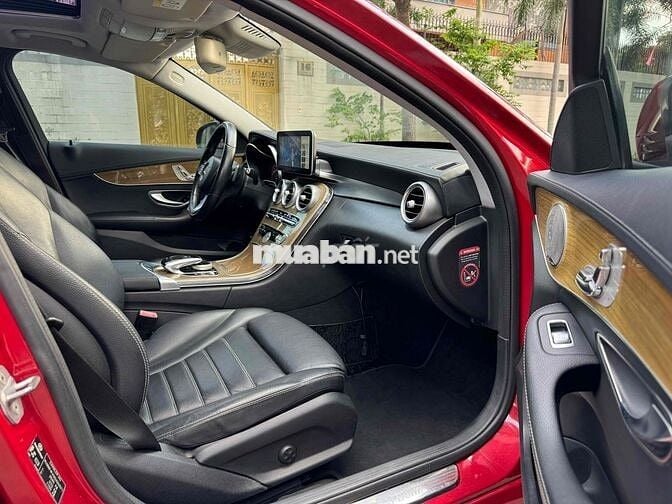 Mercedes C250 Exclusive model 2017 đi ít rất đẹp