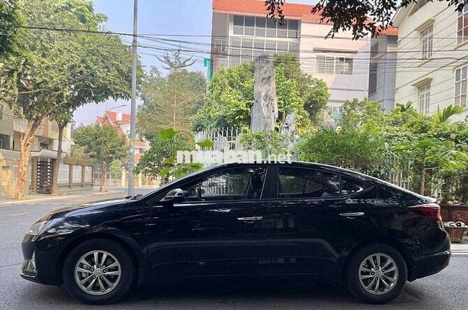 Hyundai Elantra 2021  - 65000 km