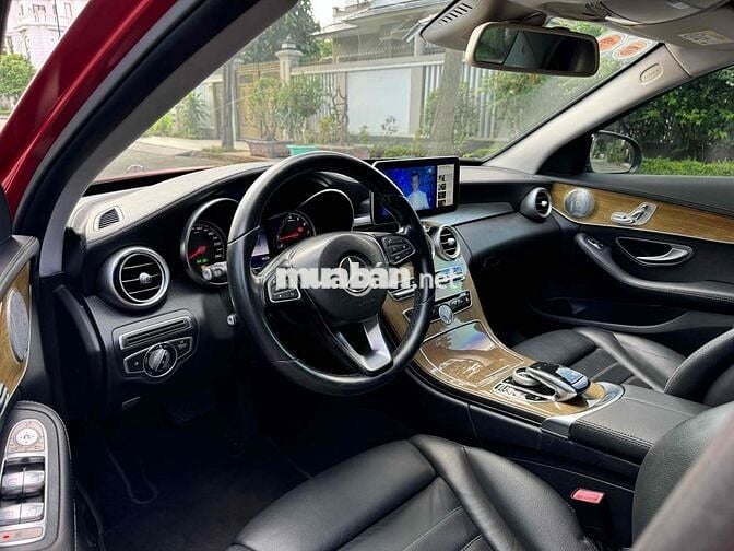 Mercedes C250 Exclusive model 2017 đi ít rất đẹp