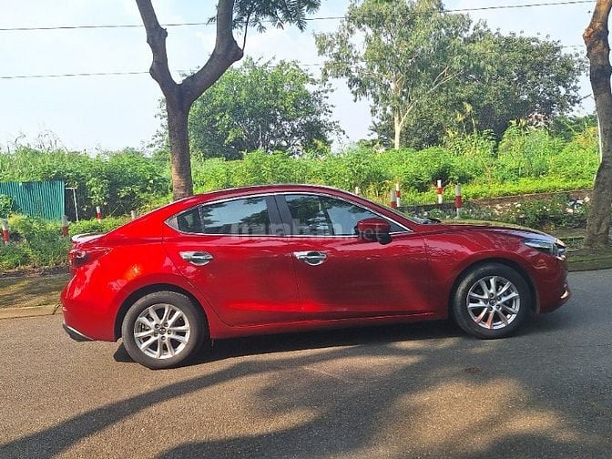 Gia đình cần bán xe mazda3- 2019. 1.5premium
