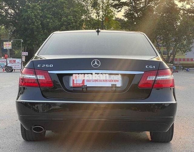 Mercedes Benz E Class 2010 E250 - 150000 km