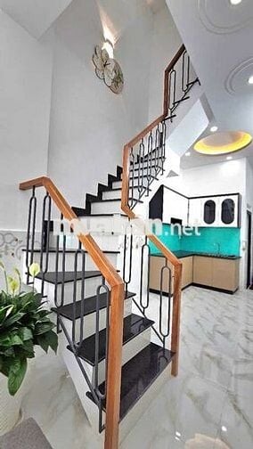 CHỢ GÒ XOÀI,DT 38M2,ĐƯỜNG 6M,2 TẦNG,GIÁ 2.X TỶ.