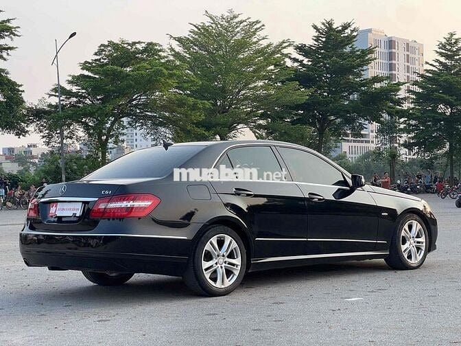 Mercedes Benz E Class 2010 E250 - 150000 km