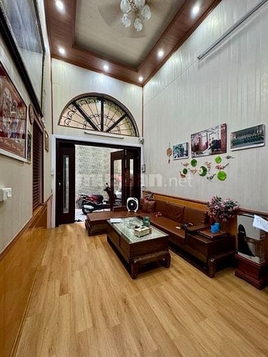NHÀ PHỐ HỒNG HÀ HOÀN KIẾM 50M2 NGÕ Ô TÔ 2 THOÁNG CHƯA ĐẾN 8TỶ
