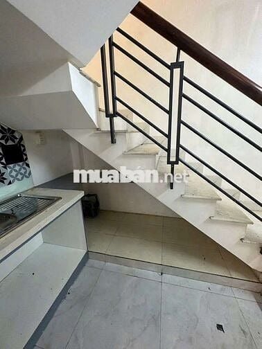 Cho thuê nhà hẻm 1/Cao Thắng phường 5 Quận 3