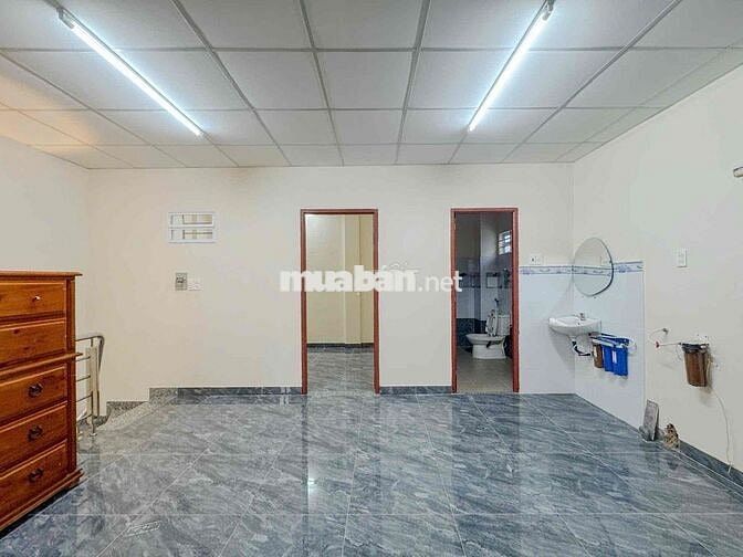 NHÀ NGUYÊN CĂN SIU TO 2 PHÒNG NGỦ NGAY ĐẠI HỌC VĂN LANG CS3 GÒ VẤP