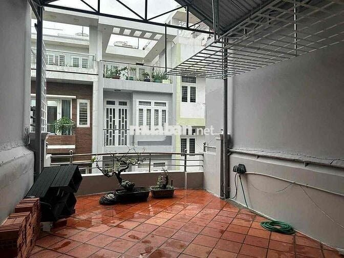 Cần cho thuê nhà nguyên căn hẽm xe hơi 354/96 phan văn trị phường 11 q