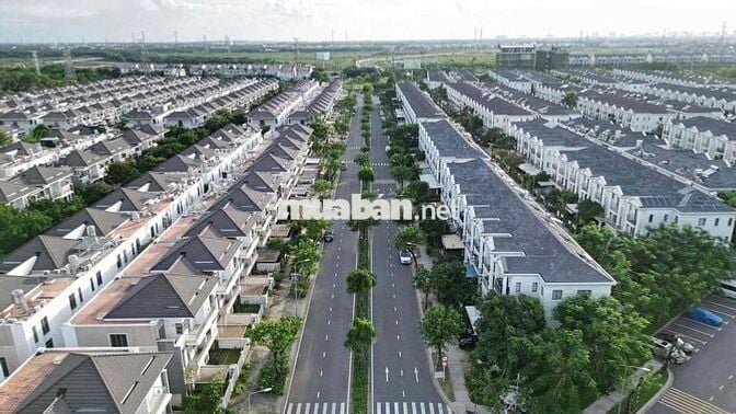 CHO THUÊ NHÀ PHỐ LAVILA Quận 7, Trệt 2 Lầu 22 Triệu/ Tháng