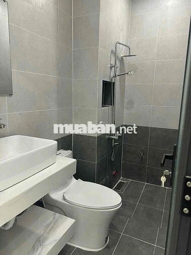 Cần cho thuê nhà nguyên căn hẽm xe hơi 354/96 phan văn trị phường 11 q