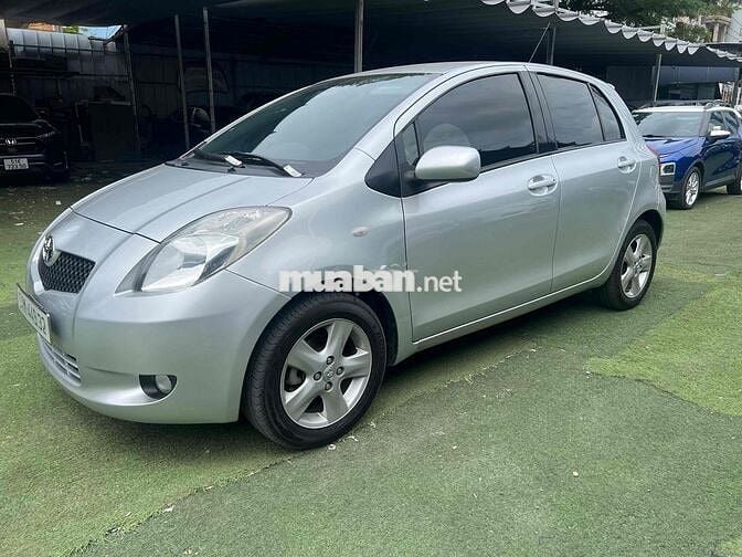 Toyota Yaris 2008 1.3 AT - 74000 km