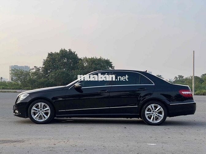 Mercedes Benz E Class 2010 E250 - 150000 km