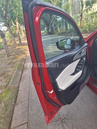 Gia đình cần bán xe mazda3- 2019. 1.5premium