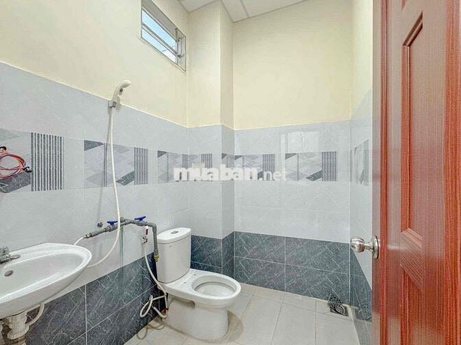 NHÀ NGUYÊN CĂN SIU TO 2 PHÒNG NGỦ NGAY ĐẠI HỌC VĂN LANG CS3 GÒ VẤP