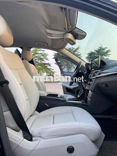 Mercedes Benz E Class 2010 E250 - 150000 km