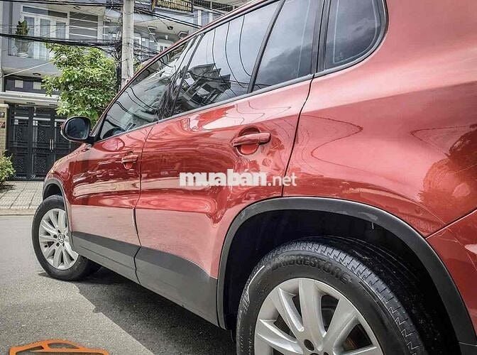 Volkswagen tiguan Premium - 83000 km