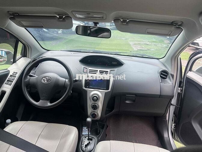 Toyota Yaris 2008 1.3 AT - 74000 km