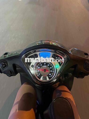 e cần bán chiếc sh mode 125cc đời 2015