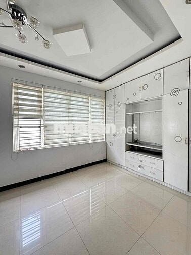💥💥CHO THUÊ NHÀ NGUYÊN CĂN – TRUNG TÂM HÒA CƯỜNG, SAU LƯNG MT TIỂU LA -
