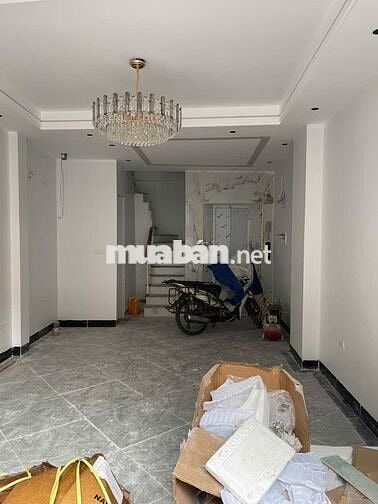 NHÀ ĐẸP XÂY MỚI 5 TẦNG DT 36M  , 10M RA MẶT PHỐ ĐẠI MỖ GIÁ CHỈ CÓ 8 TỈ