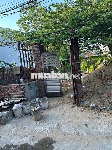 Bán Đất hẻm, gần chợ, gần trường học, gần biển Nguyễn Tất Thành