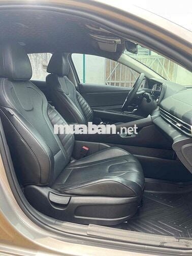 Hyundai Elantra 2022 Elantra 1.6 AT