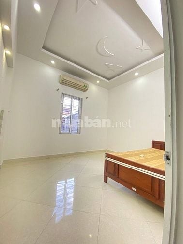 Giảm giá cực sâu tới 200tr đường Nguyễn Văn Lượng, Gò Vấp, giá 1tỷ960
