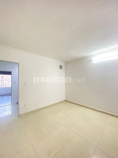 Giảm giá cực sâu tới 200tr đường Nguyễn Văn Lượng, Gò Vấp, giá 1tỷ960
