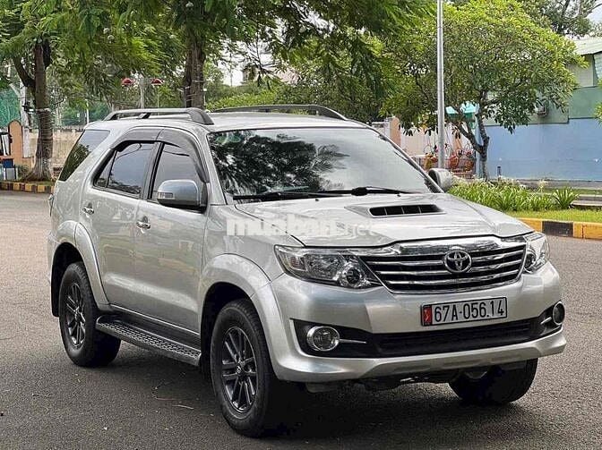 Toyota Fortuner 2016 2.4G 4x2 MT - 120000 km