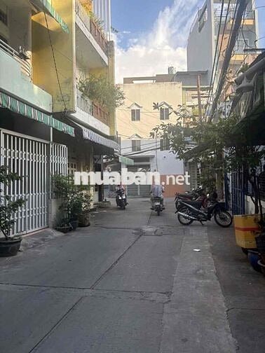 Nhà Căn Đôi Mới Đẹp Đường Lạc Long Quân, DT: 7x18m, 3lầu