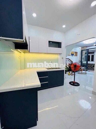 CHỈ NHỈNH 5 TỶ SỞ HỮU NHÀ 3 TẦNG SIÊU MỚI, 28,1M2 CÔNG NHẬN.