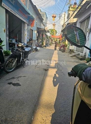 Chính chủ gửi bán gấp nhà đẹp đường số 2 BHHB quan bình tân 3,3*12 