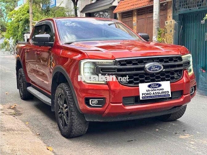 Ranger XLS 2022 Lên Nhiều Đồ Xe Bán Tại Hãng Ford