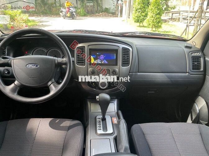 Ford Escape XLS 2.3L 4x2 AT 2010