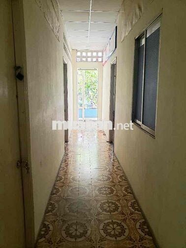 MẶT TIỀN KINH DOANH GẦN CHỢ PHÚ NHUẬN, DT 98M2 NGANG 9M