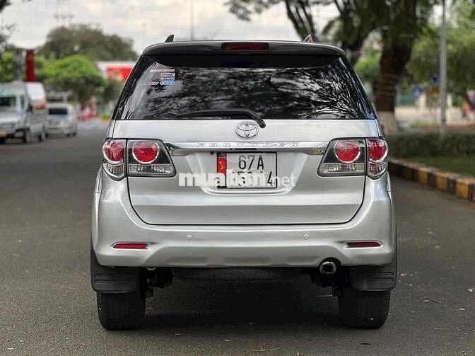 Toyota Fortuner 2016 2.4G 4x2 MT - 120000 km