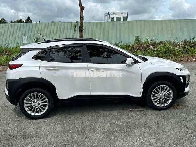 Hyundai Kona 2019 tiêu chuẩn đẹp 1 chủ