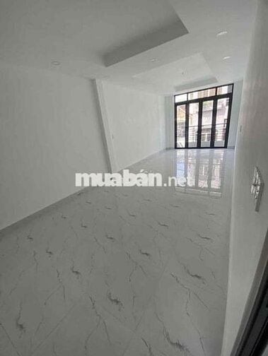 Nhà Căn Đôi Mới Đẹp Đường Lạc Long Quân, DT: 7x18m, 3lầu