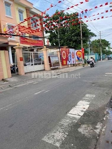 Cho thuê nhà mặt tiền Phan Thị Hành, P.P.T.Hòa, Q.T.Phú giá 6tr