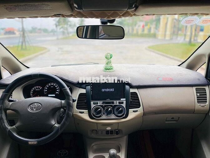 Toyota Innova 2009 G - 240747 km