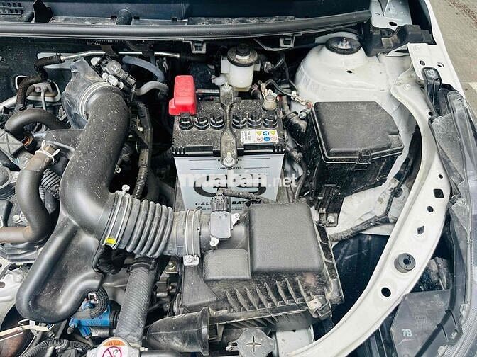 Toyota Vios 2024 1.5E MT - 9000 km