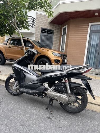 Honda Air Blade 110 Fi phun xăng tiết kiệm 10tr5