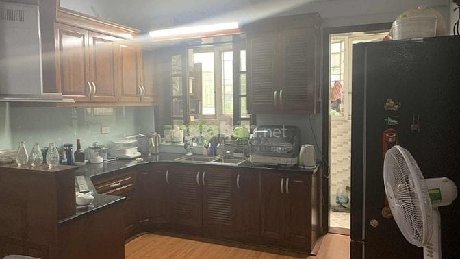 Chỉ Nhỉnh 6 tỷ Căn DT:108m x 3 ngủ x 2wc ngõ 83 Trường Chinh