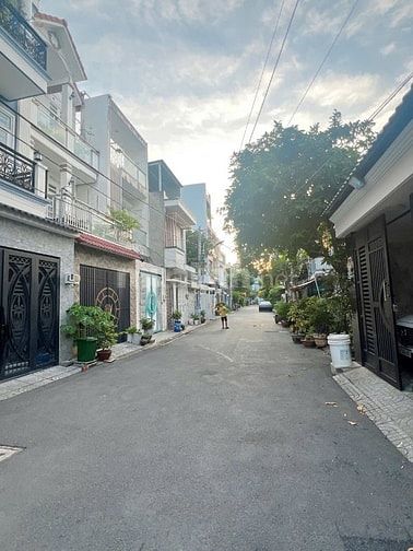 BÁN NHÀ 4TẦNG - HẺM OTO 5M -KHÔNG QH- ĐƯỜNG 37,HIỆP BÌNH CHÁNH,THỦ ĐỨC